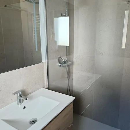 Quiros Tranquila De Salcedo 1 Holiday home