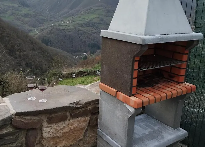 Сasa de vacaciones Quirós Tranquila De Salcedo 1 *